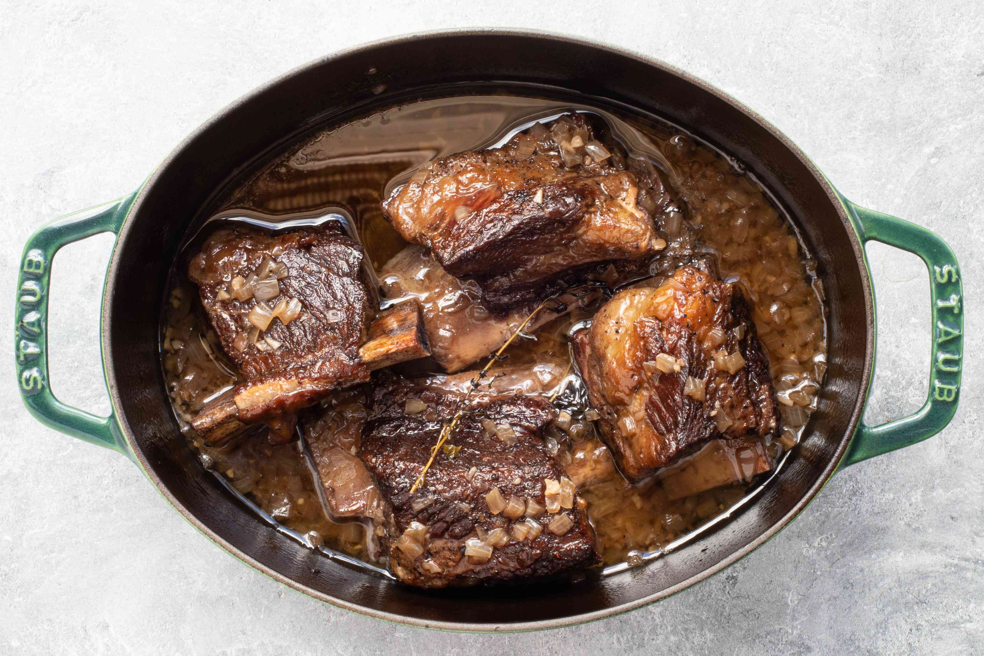 Achieve Fall-Off-the-Bone Baked Beef Short Ribs: Low & Slow Secrets